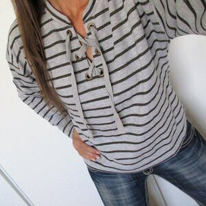 New LUCKY BRAND Sweatshirt Size Large Gray Striped Pullover